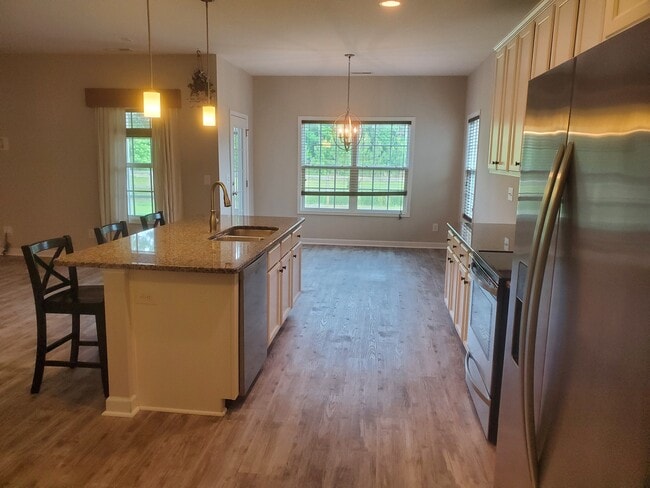 Building Photo - 148 Poplar Branch Way