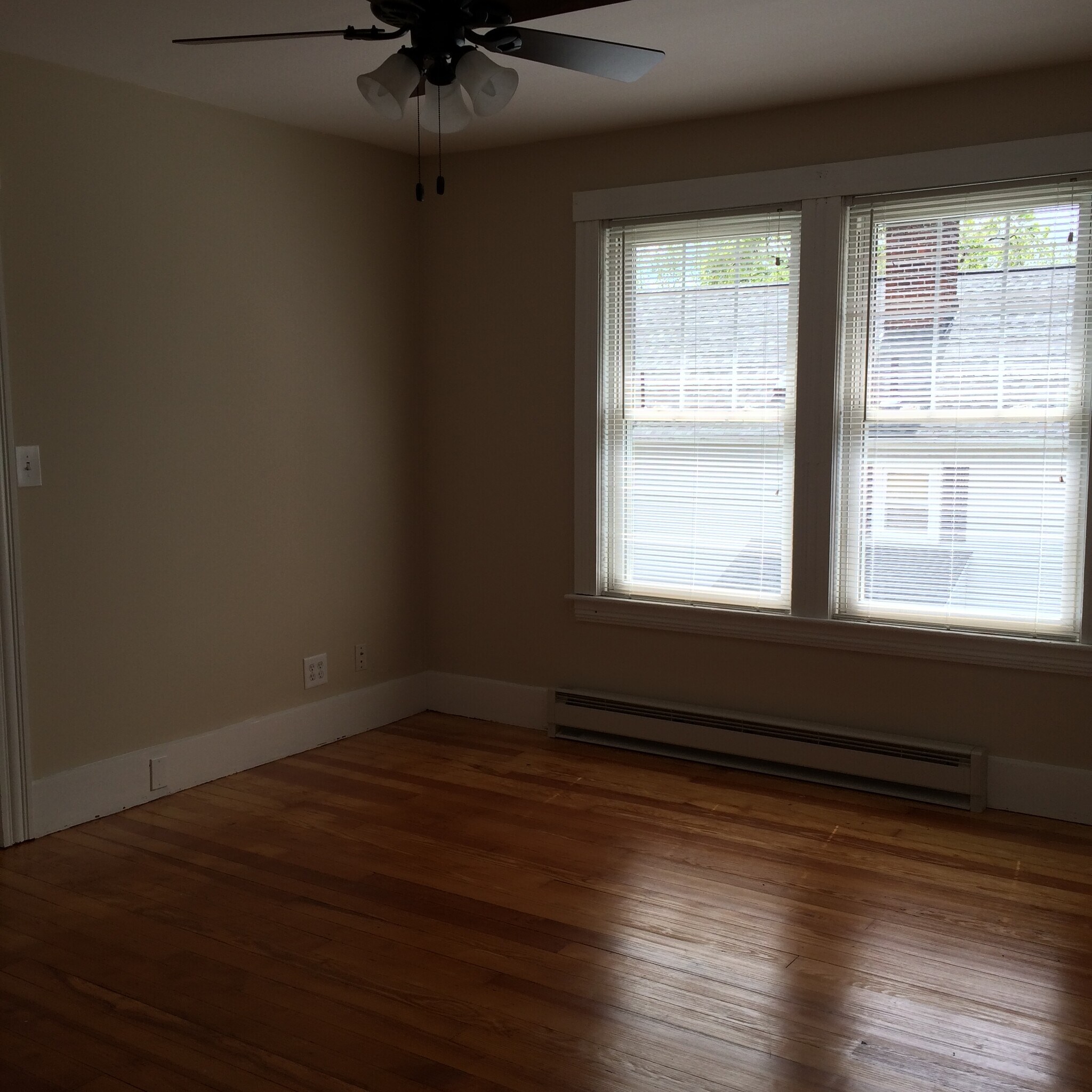 Building Photo - 4 Harding St