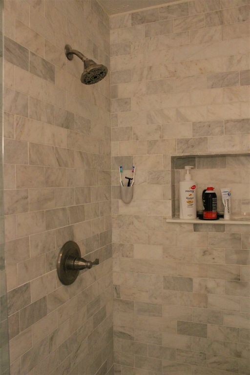 Building Photo - 3765 Ellison Dr