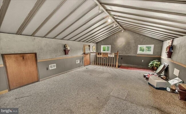 Building Photo - 7203 Peekskill Dr