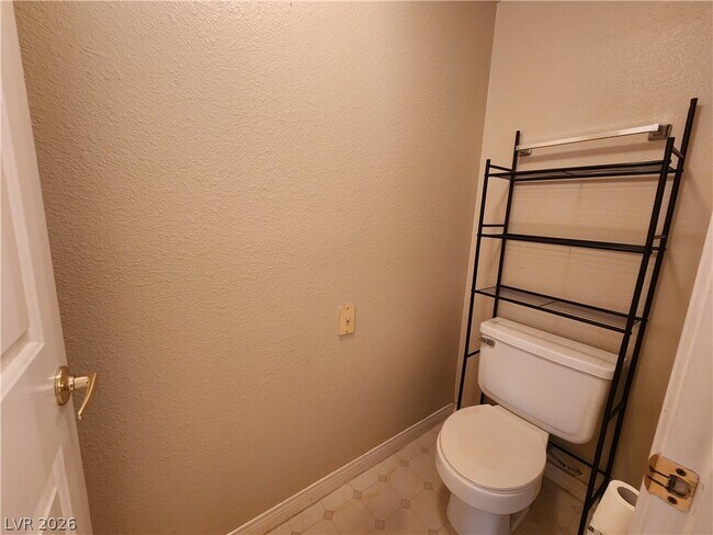 Building Photo - 509 Indian Bluff St