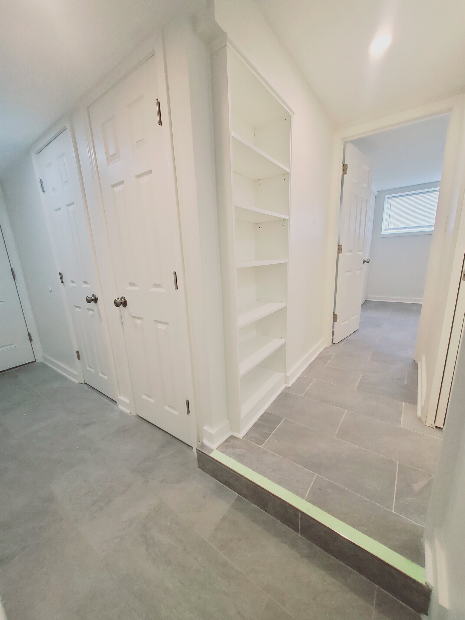 Building Photo - 47 Lindale St