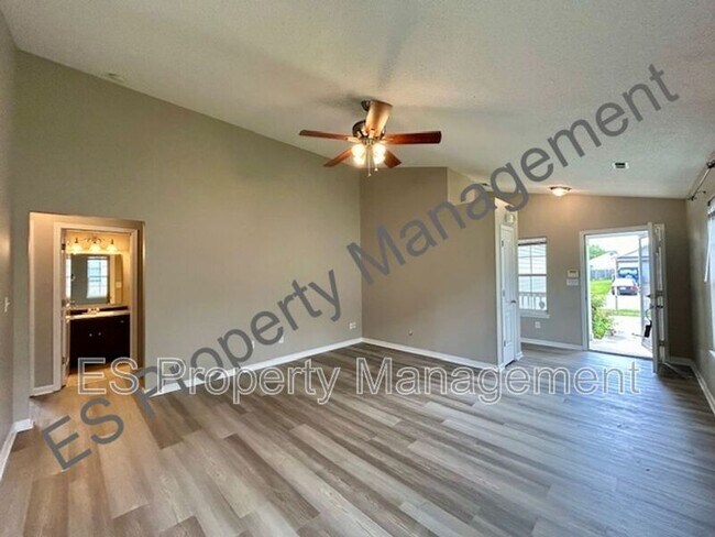 Building Photo - 5639 Dollar Run Ln