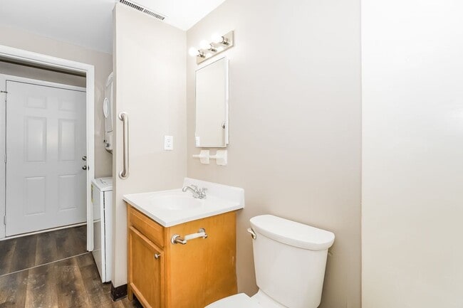 Building Photo - 3717 Beulah Rd