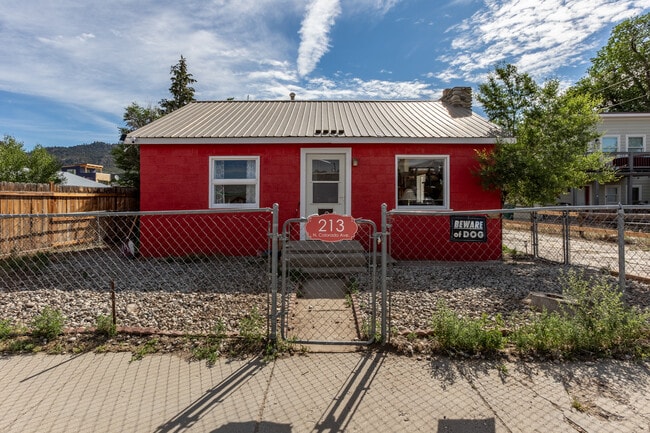 Building Photo - 213 N Colorado Ave