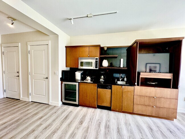 Building Photo - Stylish Lake Las Vegas Studio | Fully Furnished | Flexible Lease Terms & All utilities included!