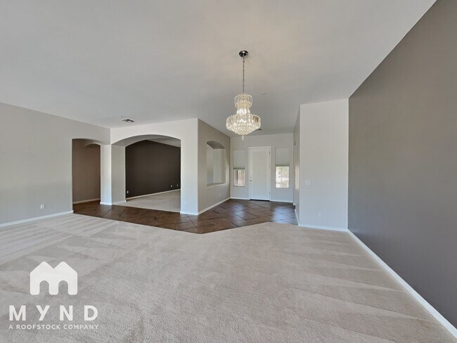 Building Photo - 11962 N Grape Ivy Pl