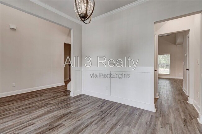 Building Photo - 225 Barnett Ln Ln