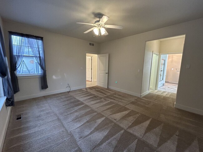 Building Photo - Premier 55+ Living in Fort Collins | 2BR Patio Home with Garage & Fireplace