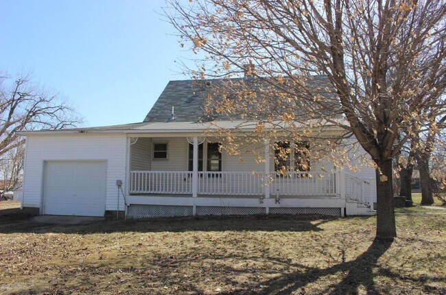 Primary Photo - 500 Marion St