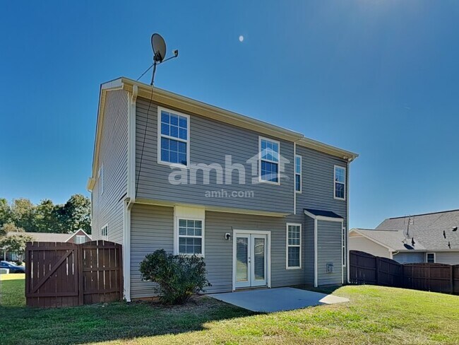 Building Photo - 4131 Crestview Place Dr