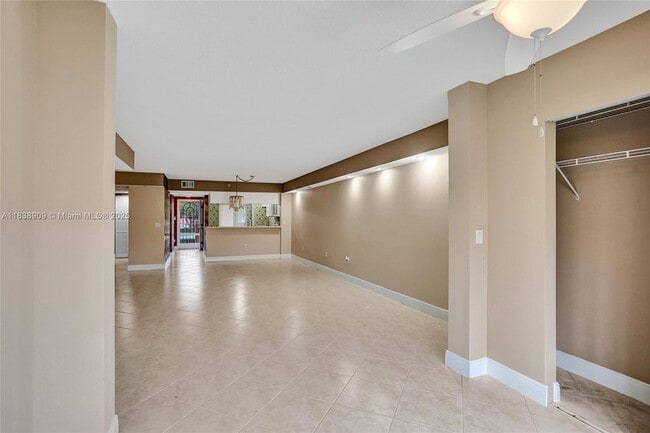 Building Photo - 12547 Imperial Isle Dr