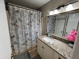 Building Photo - 218 Woodland Park Cir