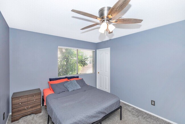 Building Photo - Pool home for rent August 1, 2025
