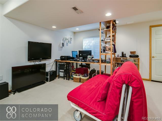 Building Photo - 9246 Sugarstone Cir