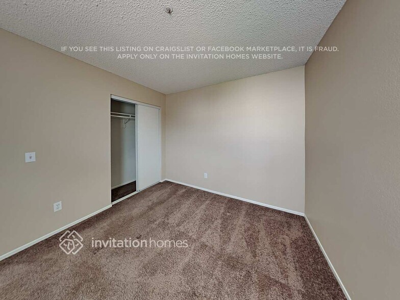 Building Photo - 14762 Shadow Dr