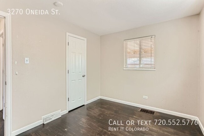 Building Photo - 3270 Oneida St