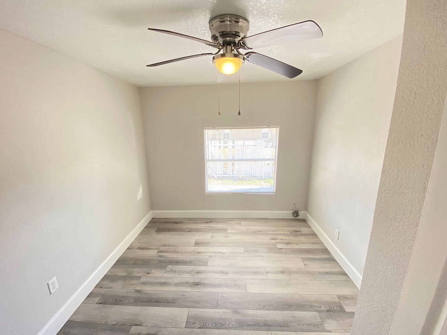 Building Photo - 812 W Livingston St