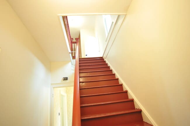 Building Photo - 8071 River Rd