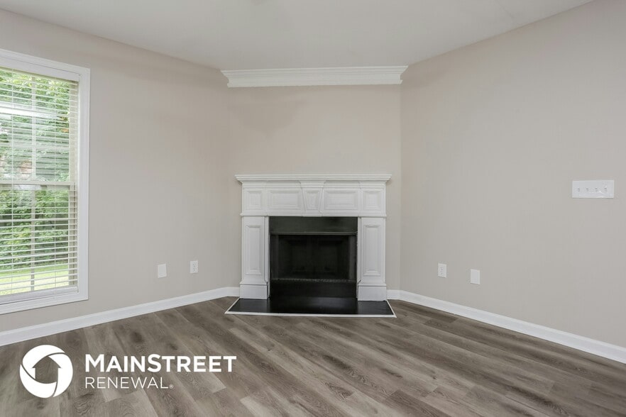 Building Photo - 2560 Brittany Park Ln