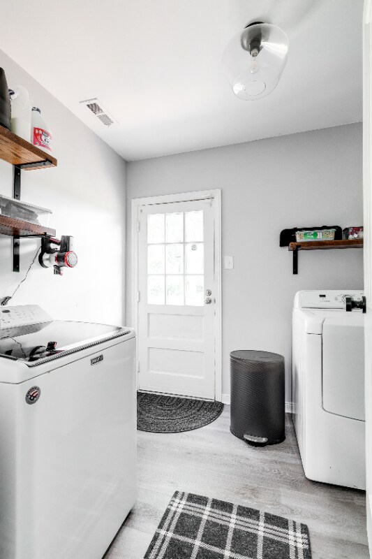 Building Photo - 1205 Blue Jay Ln