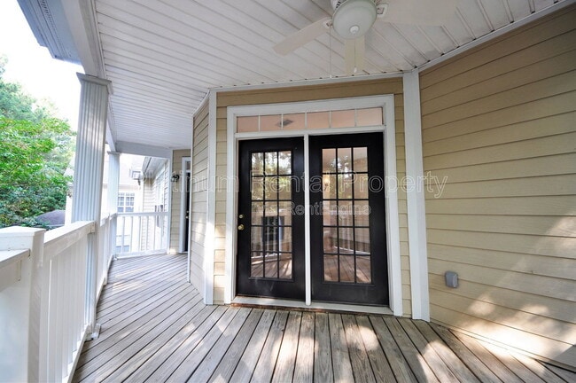 Building Photo - 1032 Whitshire Way