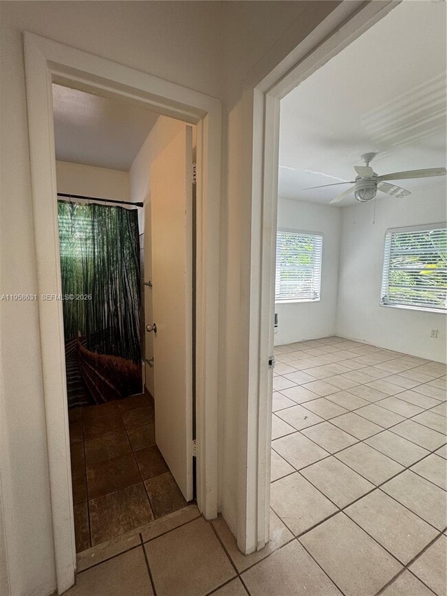 Building Photo - 921 Meridian Ave