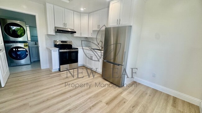 Building Photo - 189 Elizabeth Ln