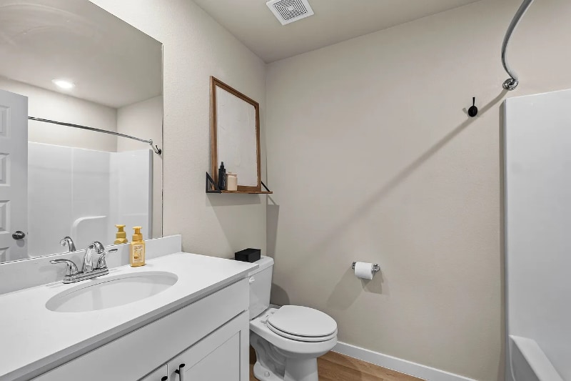 Building Photo - 2219 S 9th St