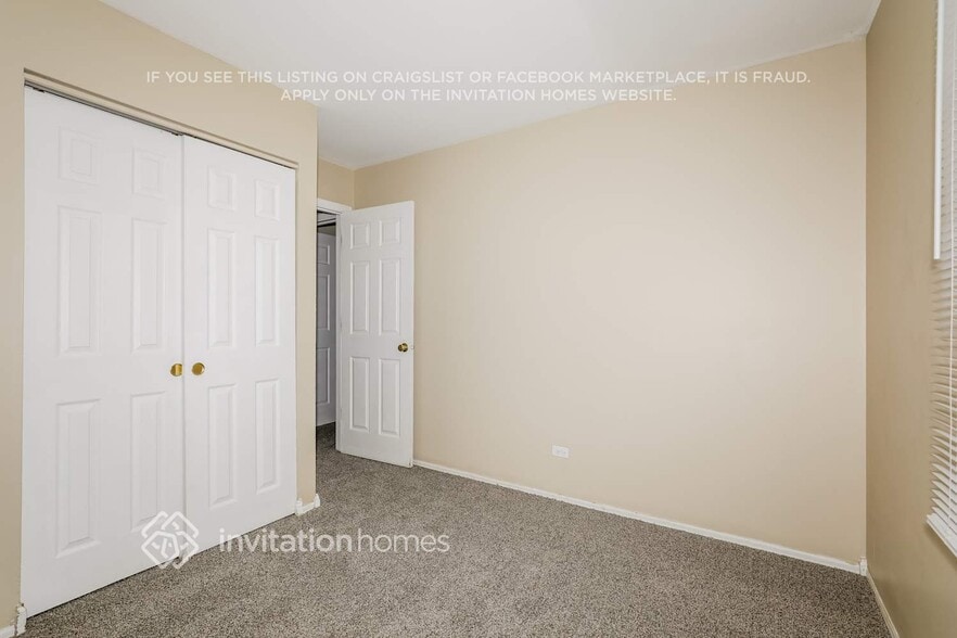 Building Photo - 1381 Alberta Ct