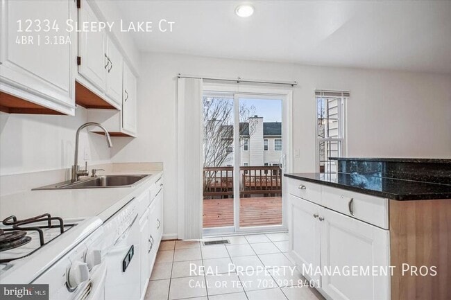 Building Photo - 12334 Sleepy Lake Ct