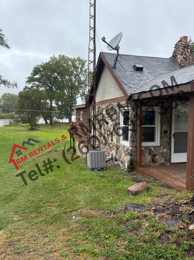 Building Photo - 10205 N Jones Lake Rd