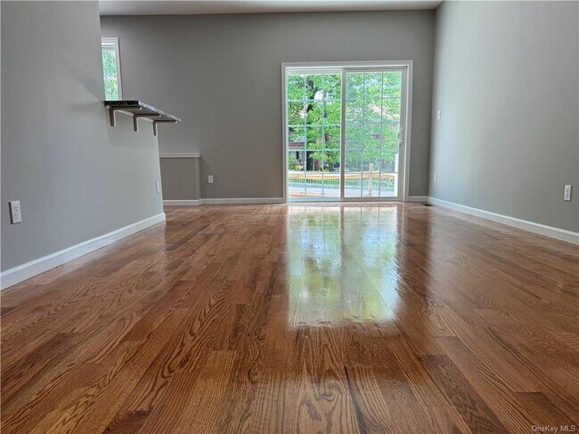 Building Photo - 16 Pinto Rd