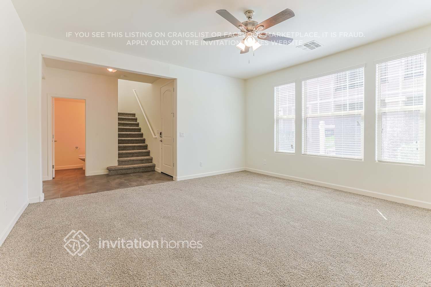 Building Photo - 1375 S Moccasin Trail