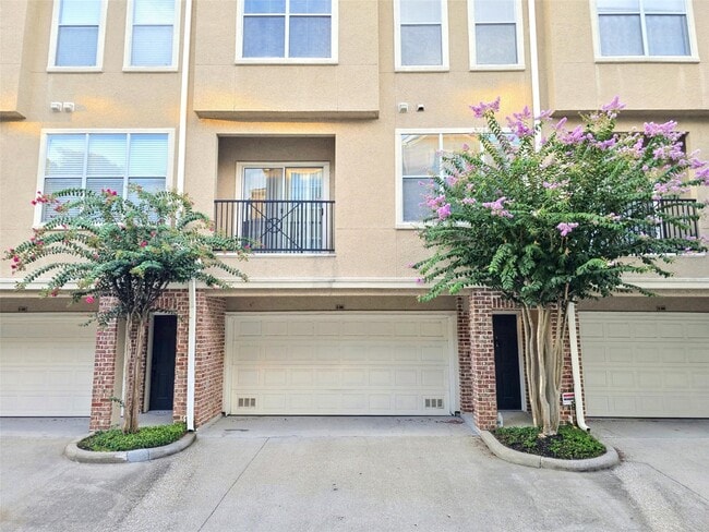 Building Photo - 12707 Boheme Dr