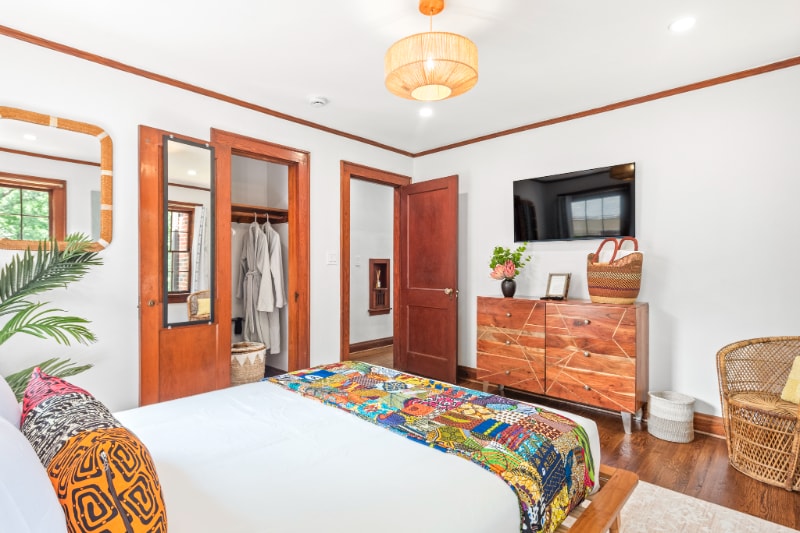 Building Photo - 949 Victory Dr SW