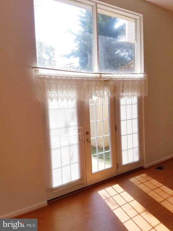 Building Photo - 150 Gold Kettle Dr