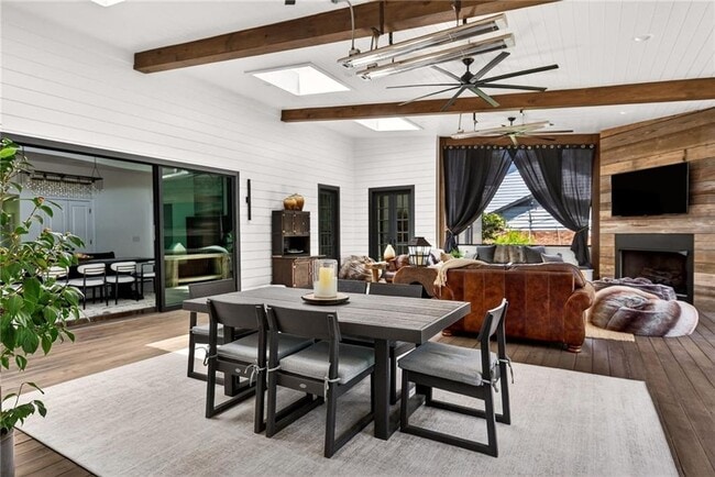 Building Photo - 3669 Cochise Dr SE