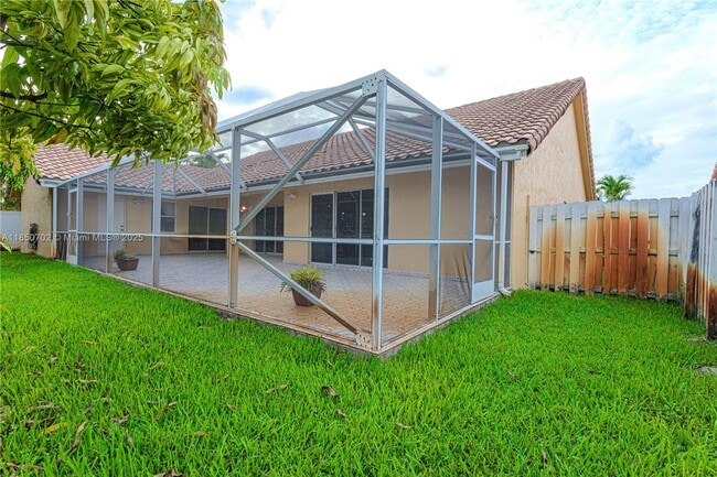 Building Photo - 16176 NW 14th Ct