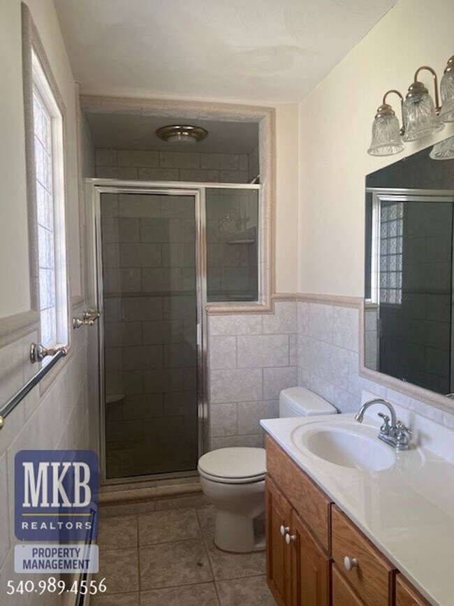 Building Photo - 4bd/3bth SW County Home