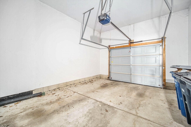 Building Photo - 3029 Aspen Lane