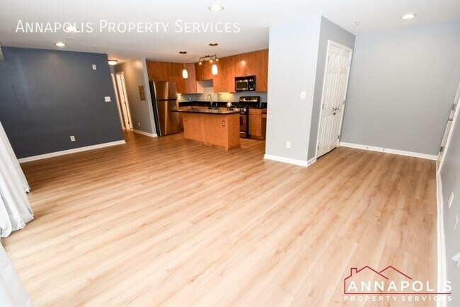 Building Photo - 1115 Primrose Ct