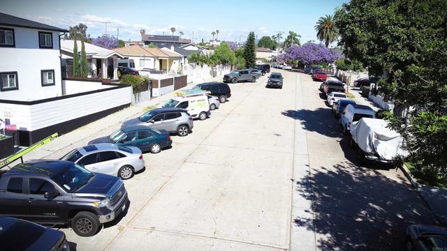 Building Photo - 3930 Marine Vw Ave