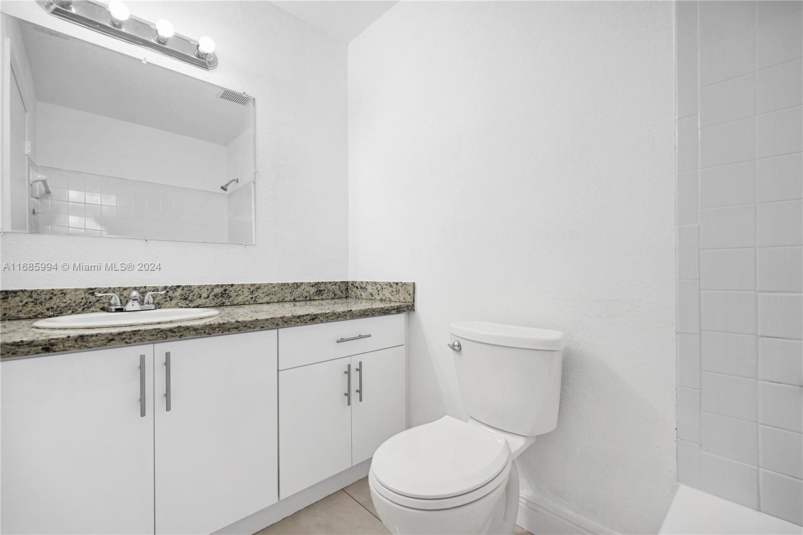 Building Photo - 18016 NW 40th Ct