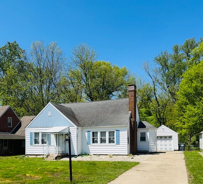 Primary Photo - 226 Federal Dr