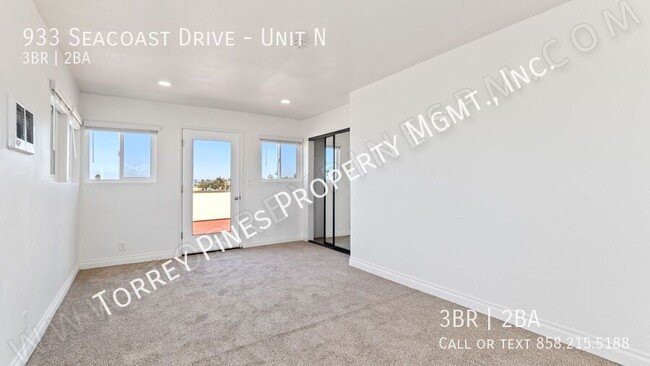 Building Photo - GORGEOUS Remodeled Penthouse with Ocean Vi...