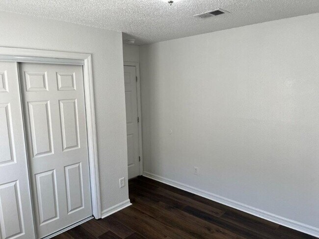 Building Photo - 5721 Rywood Dr