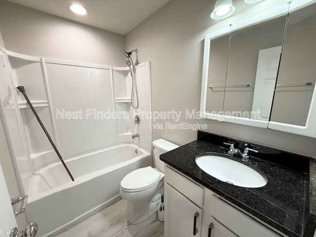Building Photo - 7028 Beauhaven Ct
