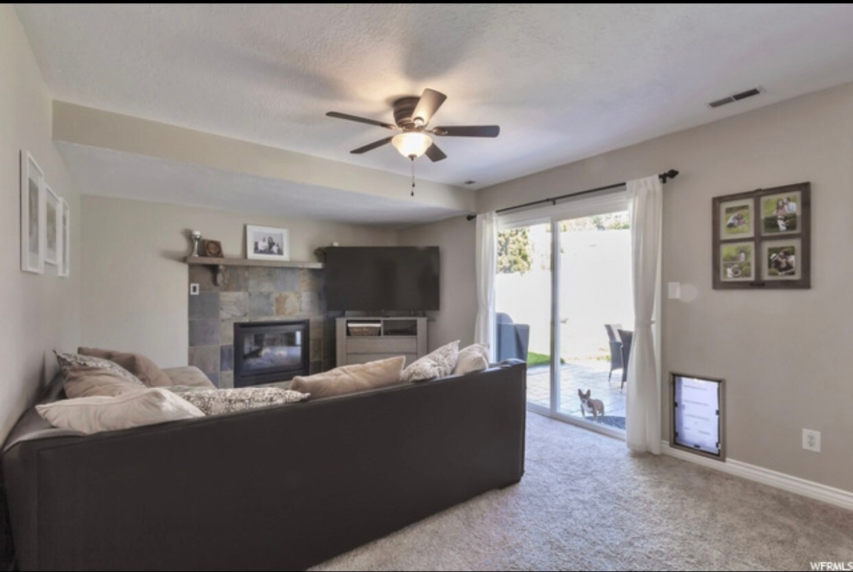 Building Photo - 9867 S Mumford Dr