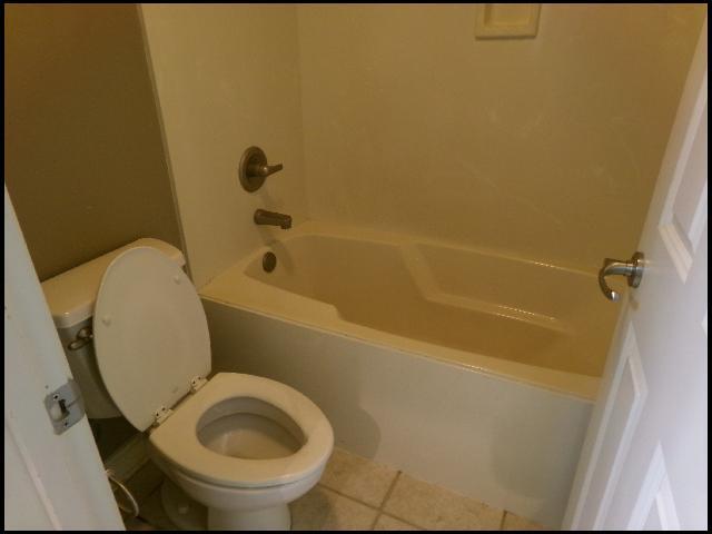 Building Photo - 7 Epernay Cir